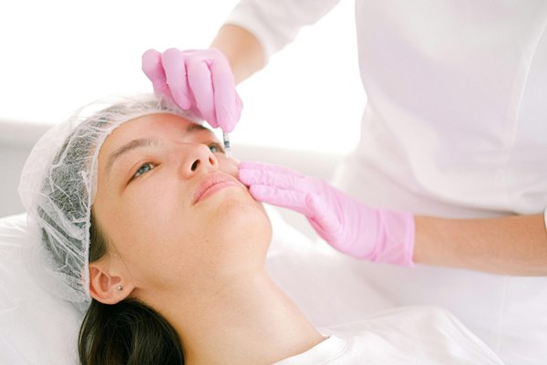 Elevate your beauty: the magic of dermal fillers
